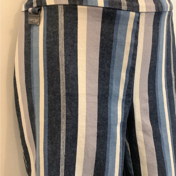 Lisette L Stripped Thinny cropped pant 🌟Host Pick🌟 - Picture 3 of 6